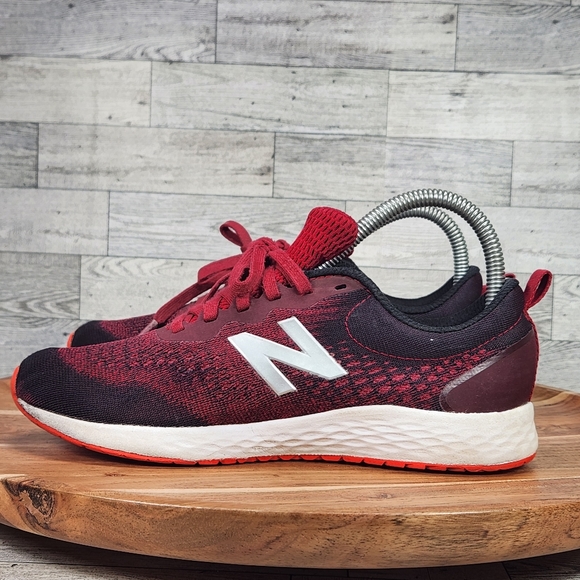 New Balance Womens Size 6 Fresh Foam Arishi V3 Red Running Shoes Boys Size 4.5 - Picture 11 of 16